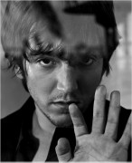  Диего Луна (Diego Luna) Anthony Mandler Photoshoot 2004 for Esquire (4xHQ) 9cd94c520019539