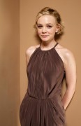 Кэри Маллиган (Carey Mulligan) poses for a portrait to promote the film ‘Never Let Me Go’ at the Toronto International Film Festival, 13.09.2010 - 11xHQ 8fd4bc520411452
