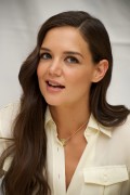 Кэти Холмс (Katie Holmes) 'Don't Be Afraid of the Dark' Press Conference (09.08.2011) C752f8520631944