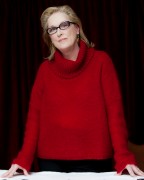Мэрил Стрип (Meryl Streep) The Iron Lady press conference (New York, 05.12.11) 5328bf520673672