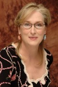 Мэрил Стрип (Meryl Streep) Prime press conference portraits (New York, 01.10.2005) 620421520678019