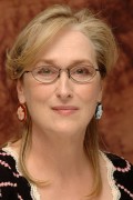 Мэрил Стрип (Meryl Streep) Prime press conference portraits (New York, 01.10.2005) C565b2520678225