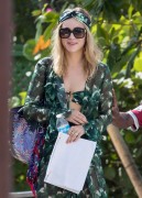 Suki Waterhouse and sister Immy Waterhouse on vacation in Barbados 21.12.2016