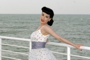 Дита фон Тиз (Dita von Teese) Photoshoot in Senigallia, Italy (12xHQ) 6e14bb522134640