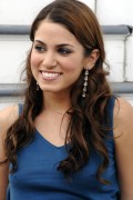 Никки Рид (Nikki Reed) 'Lords of Dogtown' Press Conference (May 16. 2005.) (18xHQ) Cd7914522142045