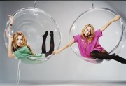 Мэри-Кейт Олсен и Эшли Олсен (Ashley, Mary-Kate Olsen) фото Martin Schoeller, для журнала Teen Vogue (2003) (17xHQ,MQ) 9a82d2522274176