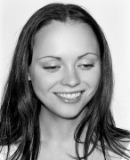 Кристина Риччи (Christina Ricci) Citizen K Photoshoot  (4xHQ) 4e130e522822199