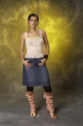 Нелли Фуртадо (Nelly Furtado) 2001 EMA Photoshoot by John Rogers (6xHQ) 490b52523065925