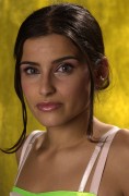 Нелли Фуртадо (Nelly Furtado) 2001 EMA Photoshoot by John Rogers (6xHQ) 66ac32523065960