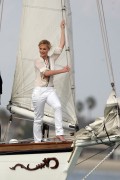 Кэтрин Хейгл (Katherine Heigl) On A Sailboat for Fashion Shoot (19xHQ) B4ea3c523383176