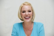 Кэтрин Хейгл (Katherine Heigl) One For The Money Press Conference (Beverly Hills, 17.01.2012) C8a49b523382441