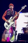 The Red Hot Chili Peppers - Perfoms on stage at T in The Park Festival in Strathallan Castle, Scotland, July 10 2016 (34xHQ) 59cb92523509651