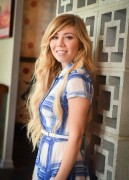 Дженнет МакКарди (Jennette McCurdy) 'Between' Photocall, Toronto, June 29 2016 (29xHQ) E593db523857527