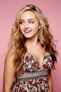 Софи Рейнольдс (Sophie Reynolds) Beautycon Festival in Los Angeles, July 9 2016 (4xHQ) E96b26523983433