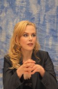 Николь Кидман (Nicole Kidman) Cold Mountain press conference (Los Angeles, 08.12.2003) E22966524015584