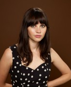 Фелисити Джонс (Felicity Jones) Toronto International Film Festival Portraits by Matt Carr (Toronto, 13.09.2011) (11xHQ) 01b392524051873