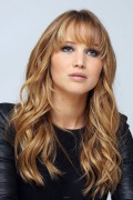 Дженнифер Лоуренс (Jennifer Lawrence) The Hunger Games press conference portraits by Vera Anderson (01.03.12) - 129xHQ 74701b524166247