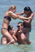 Romee Strijd, Jasmine Tookes & Lais Ribeiro At The Beach in Trancoso, Brazil 04.01.2017