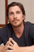 Кристиан Бэйл (Christian Bale) пресс конференция фильма The Dark Knight Rises (Беверли Хиллс, 8 июля 2012) 0c84b8525014285