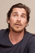 Кристиан Бэйл (Christian Bale) пресс конференция фильма The Dark Knight Rises (Беверли Хиллс, 8 июля 2012) 219140525014150