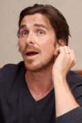 Кристиан Бэйл (Christian Bale) пресс конференция фильма The Dark Knight Rises (Беверли Хиллс, 8 июля 2012) 39da99525014359