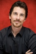 Кристиан Бэйл (Christian Bale) Public Enemies Press Conference (Chicago, 19.06.2009) 515df6525013424