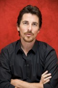 Кристиан Бэйл (Christian Bale) Public Enemies Press Conference (Chicago, 19.06.2009) Ab7faf525013226