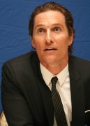 Мэттью МакKонахи (Matthew McConaughey) The Lincoln Lawyer press conference (Beverly Hills, 09.03.2011) 6d3e96525134086