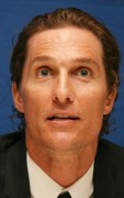 Мэттью МакKонахи (Matthew McConaughey) The Lincoln Lawyer press conference (Beverly Hills, 09.03.2011) E25ff0525134067
