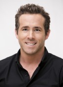 Райан Рейнольдс (Ryan Reynolds) The Change-Up Press Conference (2011.07.17) 8be28a525147231