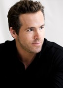 Райан Рейнольдс (Ryan Reynolds) The Change-Up Press Conference (2011.07.17) A47616525146778