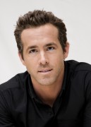 Райан Рейнольдс (Ryan Reynolds) The Change-Up Press Conference (2011.07.17) Afa82a525147246
