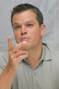 Мэтт Дэймон (Matt Damon) The Bourne Ultimatum press conference (Beverly Hills, July 21, 2007) 033c7e525150822