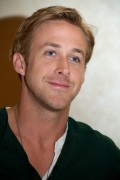 Райан Гослинг (Ryan Gosling) Drive press conference (Los Angeles, September 26, 2011) 3f9006525162994