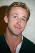 Райан Гослинг (Ryan Gosling) Drive press conference (Los Angeles, September 26, 2011) 7812f5525163054