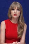 Тейлор Свифт (Taylor Swift) Dr. Zeuss' The Lorax Press Conference (07.02.2012) F4402b525333173