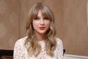 Тейлор Свифт (Taylor Swift) One Chance Press Conference (Four Seasons Hotel, Beverly Hills, 11.21.2013) Cf4f6c525344763