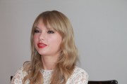 Тейлор Свифт (Taylor Swift) One Chance Press Conference (Four Seasons Hotel, Beverly Hills, 11.21.2013) D0219b525343919