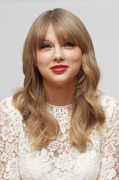Тейлор Свифт (Taylor Swift) One Chance Press Conference (Four Seasons Hotel, Beverly Hills, 11.21.2013) Db887b525344510