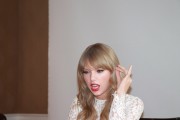 Тейлор Свифт (Taylor Swift) One Chance Press Conference (Four Seasons Hotel, Beverly Hills, 11.21.2013) E0a32a525343936