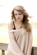 Тейлор Свифт (Taylor Swift) Brian Doben Photoshoot for People Magazine, 10.01.2010 - 30xHQ 250590525350884