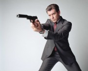 Пирс Броснан (Pierce Brosnan) James Bond 007 promo shoot (6xHQ) 335a06525359970