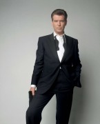 Пирс Броснан (Pierce Brosnan) James Bond 007 promo shoot (6xHQ) 3d0e04525359976