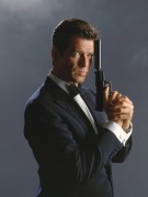 Пирс Броснан (Pierce Brosnan) James Bond 007 promo shoot (6xHQ) 50db73525359961