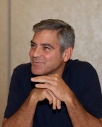 Джордж Клуни (George Clooney) “The Ides Of March” Press Conference (Four Seasons Hotel in Beverly Hills, California (September 26, 2011) 42277e525382798