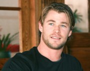 Крис Хемсворт (Chris Hemsworth) 'Thor' Portrait Session (04.04.2011) 3bdcea525617489