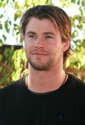 Крис Хемсворт (Chris Hemsworth) 'Thor' Portrait Session (04.04.2011) 866df5525617133
