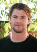 Крис Хемсворт (Chris Hemsworth) 'Thor' Portrait Session (04.04.2011) Bff36d525617153