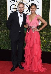 Zoe Saldaña / Zöe Saldana - Nude Celebrities Forum | FamousBoard.com