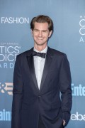 Эндрю Гарфилд (Andrew Garfield) 22nd Annual Critics' Choice Awards at Barker Hangar in Santa Monica (December 11, 2016) (159xHQ) 600a4d525937061